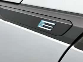 Peugeot 2008 (2023) thumbnail 58