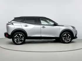 Peugeot 2008 (2023) thumbnail 7