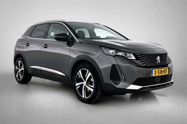 Peugeot 3008 (2022) thumbnail 2
