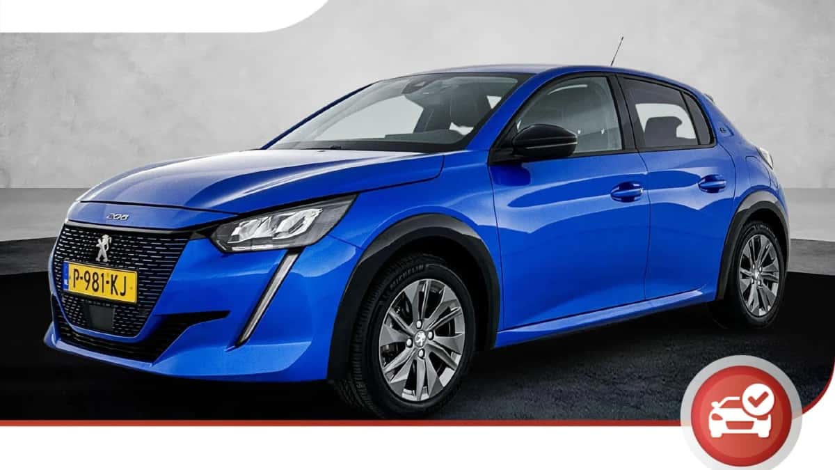 Peugeot e-208 (2022) — foto 1
