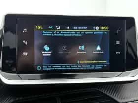 Peugeot e-208 (2022) thumbnail 17