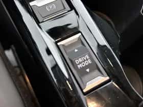 Peugeot e-208 (2022) thumbnail 23