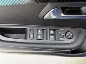 Peugeot e-208 (2022) thumbnail 33