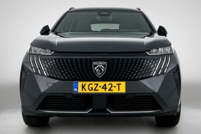 Peugeot E-5008 (2026) thumbnail 3
