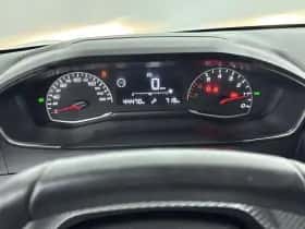 Peugeot 208 (2023) thumbnail 17