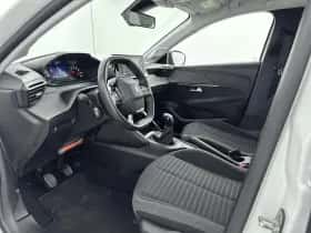 Peugeot 208 (2023) thumbnail 10