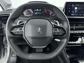 Peugeot 208 (2022) thumbnail 16