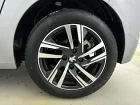 Peugeot 208 (2022) thumbnail 26