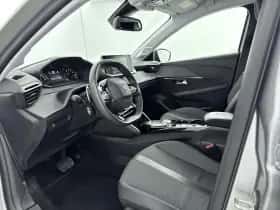 Peugeot 208 (2022) thumbnail 10