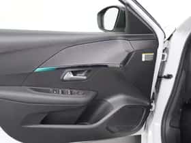Peugeot 208 (2022) thumbnail 16