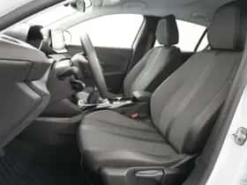 Peugeot 208 (2022) thumbnail 18