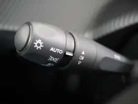 Peugeot 208 (2022) thumbnail 23