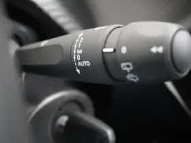 Peugeot 208 (2022) thumbnail 26