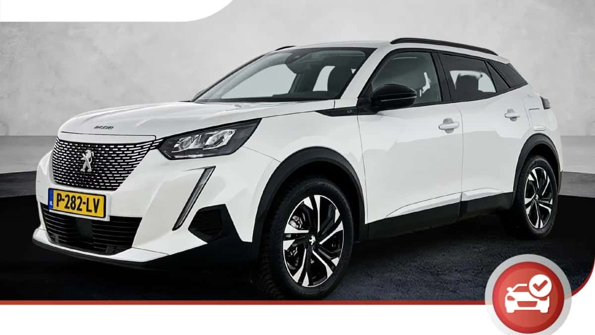 Peugeot e-2008 (2022) — foto 1