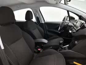 Peugeot 208 (2017) thumbnail 25