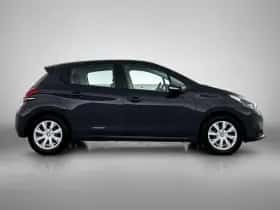 Peugeot 208 (2017) thumbnail 9