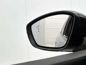Peugeot 208 (2022) thumbnail 30