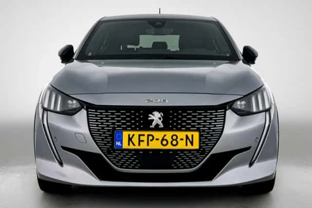 Peugeot 208 (2022) thumbnail 4