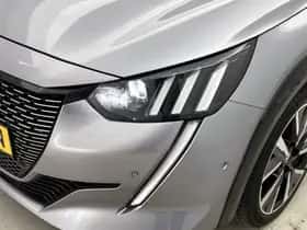 Peugeot 208 (2022) thumbnail 32