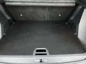 Peugeot 2008 (2020) thumbnail 31