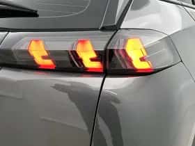 Peugeot 2008 (2020) thumbnail 33