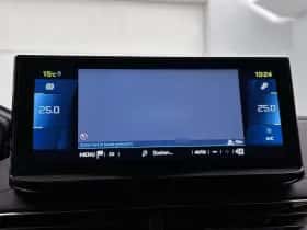 Peugeot 3008 (2024) thumbnail 16