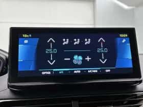 Peugeot 3008 (2024) thumbnail 18