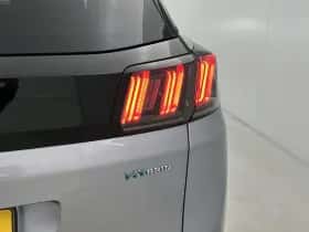 Peugeot 3008 (2024) thumbnail 31