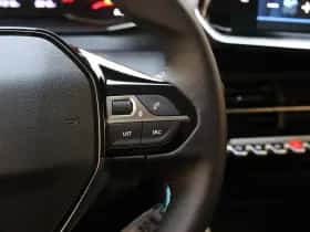 Peugeot 208 (2023) thumbnail 23