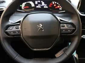 Peugeot 208 (2023) thumbnail 24