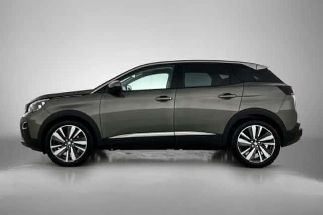 Peugeot 3008 (2019) thumbnail 5