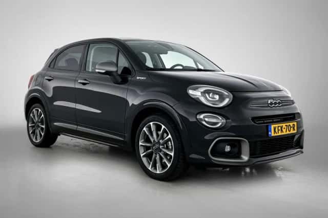 Fiat 500X (2022) thumbnail 2