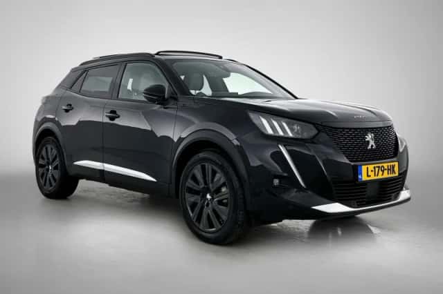 Peugeot e-2008 (2021) thumbnail 2