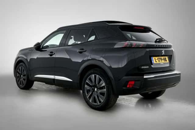 Peugeot e-2008 (2021) thumbnail 5