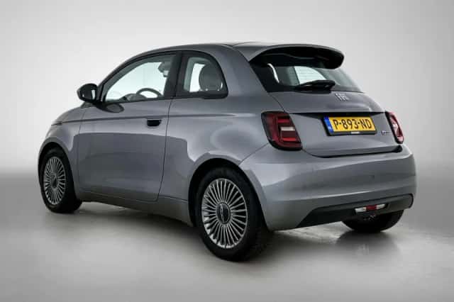 Fiat 500e (2022) thumbnail 6