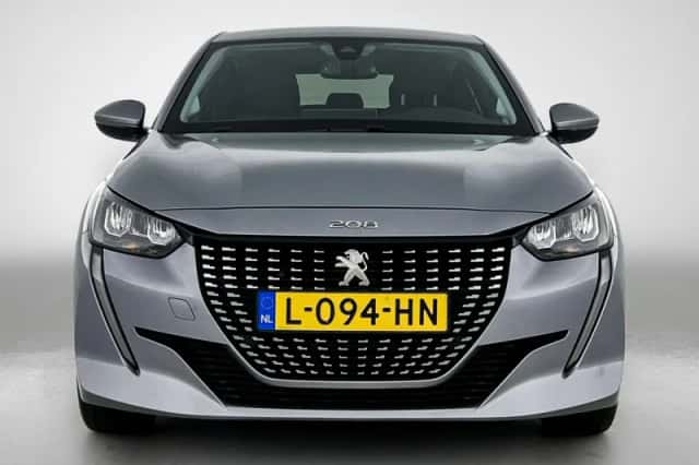 Peugeot 208 (2021) thumbnail 4