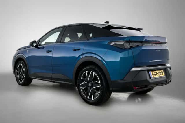 Peugeot 3008 (2024) thumbnail 3