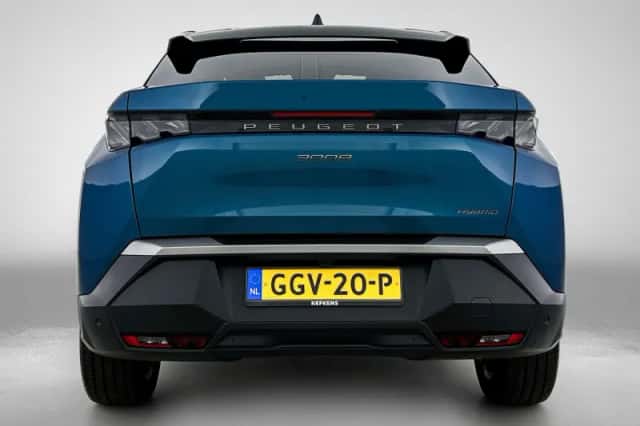 Peugeot 3008 (2024) thumbnail 4