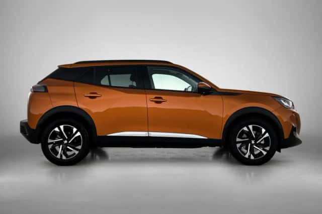 Peugeot e-2008 (2022) thumbnail 6
