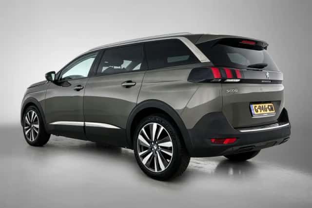 Peugeot 5008 (2019) thumbnail 3