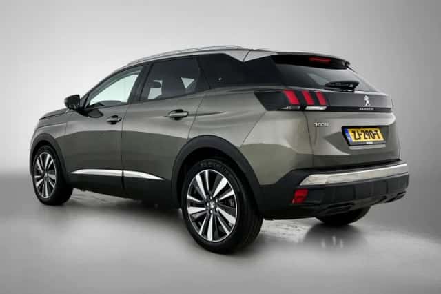 Peugeot 3008 (2019) thumbnail 3