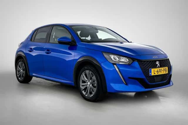 Peugeot e-208 (2021) thumbnail 2