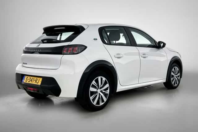 Peugeot e-208 (2023) thumbnail 5