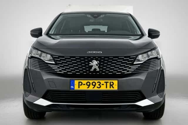 Peugeot 3008 (2022) thumbnail 4