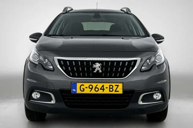 Peugeot 2008 (2019) thumbnail 4