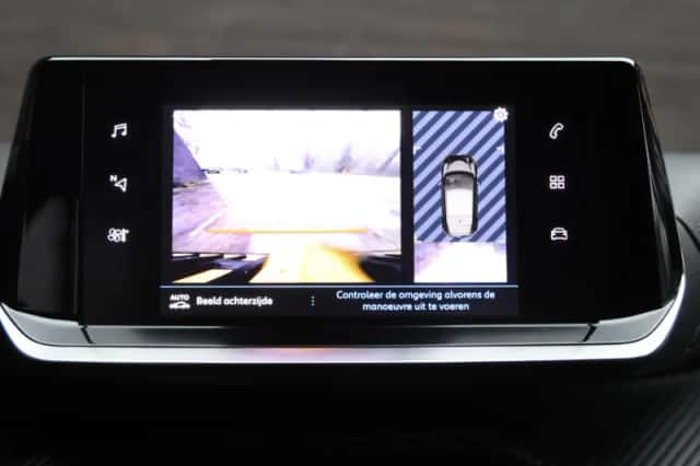 Peugeot 208 (2023) thumbnail 33