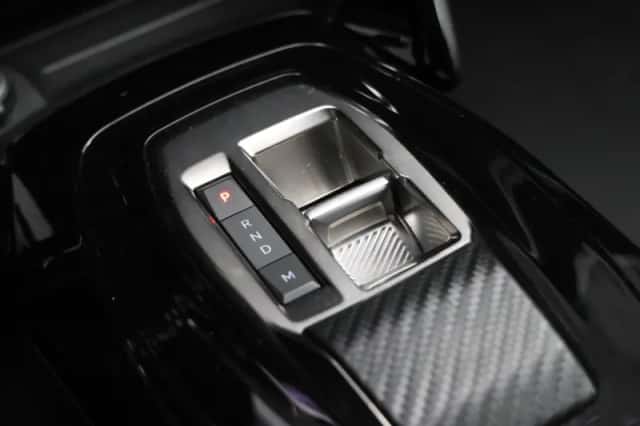 Peugeot 208 (2023) thumbnail 35