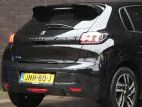 Peugeot 208 (2023) thumbnail 9
