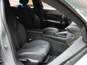 Peugeot 308 (2024) thumbnail 10