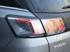 Peugeot 3008 (2022) thumbnail 22
